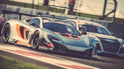 McLaren GT is klaar met de ontwikkeling van de 650S GT3, de raceversie van de McLaren 650S. Tijdens de Gulf 12 Hour, een endurancerace op het Yas Marina circuit in Abu Dhabi werden de laatste puntjes