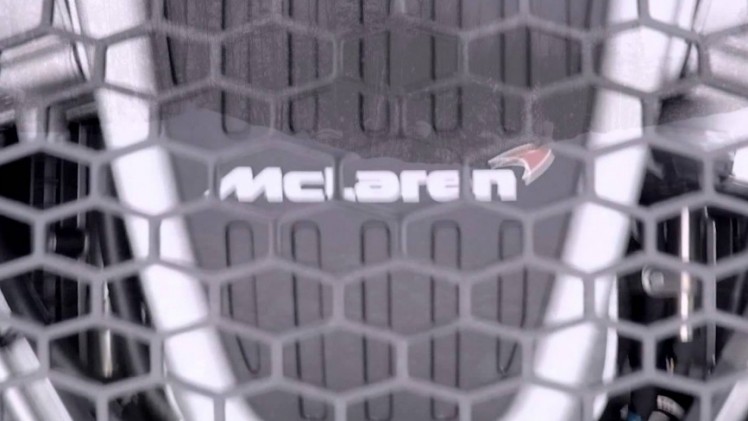 McLaren Sport Series introductie op de New York Auto Show 2015. Een teaservideo om alvast in de stemming te komen is vrijgegeven.