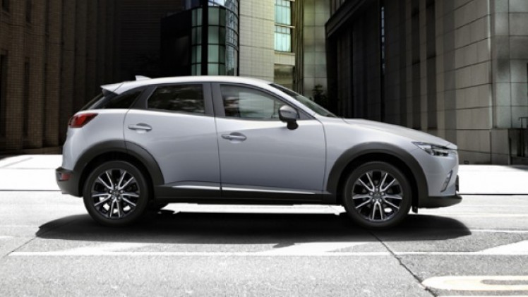 Mazda gaat de nieuwe CX-3 leveren met meerdere 1.5 liter SkyActiv-motoren, maar ook met een 2.0 liter variant.