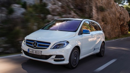Autotest Mercedes-Benz B-Klasse facelift en B-Klasse Electric Drive.