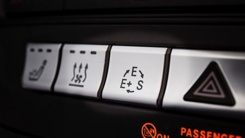 Autotest Mercedes-Benz B-Klasse facelift en B-Klasse Electric Drive.