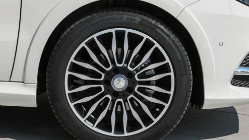 Autotest Mercedes-Benz B-Klasse facelift en B-Klasse Electric Drive.