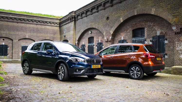 AutoVandaag autotest Suzuki S-Cross 1.0 High Executive Boosterjet. De S-Cross heeft een facelift gekregen en een nieuwe Boosterjet-motor. Bij een rij-impressie zochten wij uit wat er verder anders is.