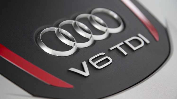 Audi maakt de SQ5 TDI plus nu bestelbaar voor prijzen vanaf 96.360 euro en geeft de SQ5 TDI een krachtkuur naar 326 pk.