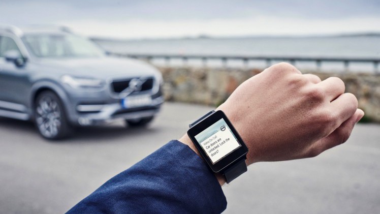 Meer grip en luxe voor Volvo S60, V60 en XC60 in modeljaar 2017 met AWD vierwielaandrijving voor de T5 benzinemotor en extra functies met Volvo On Call.
