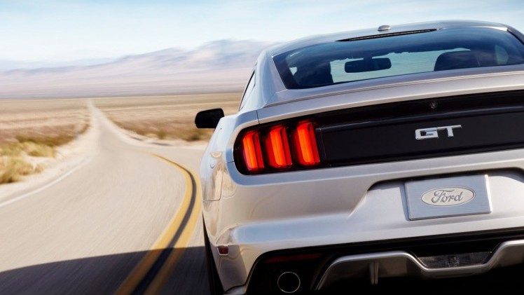 Mustang introduceert een Performance Power Package voor o.a. de viercilinder Mustang. Daarmee krijgt die bijna evenveel trekkracht als de V8. Maar