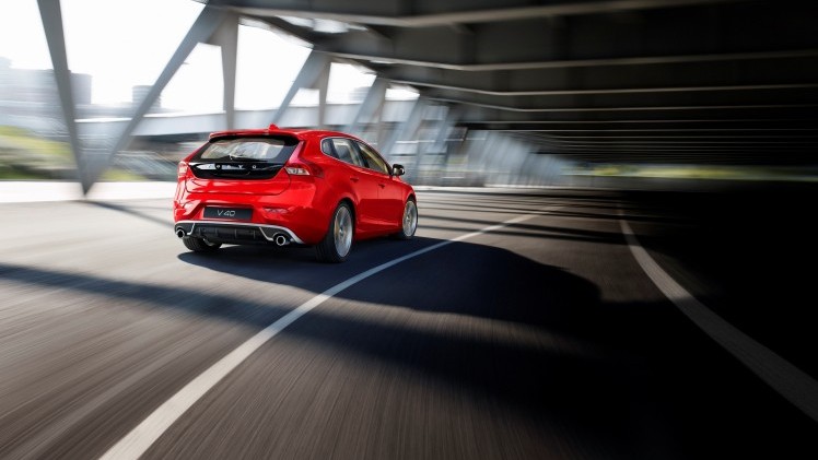 De Volvo V40 D2 Business Sport is een nieuwe uitvoering met 14% bijtelling, gebaseerd op de R-Design maar dan met Business Pack, Winter Line en grotere brandstoftank.