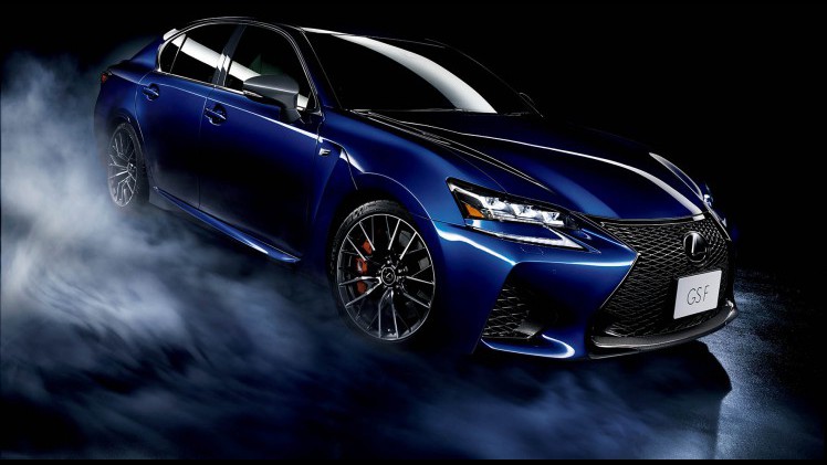 Lexus introduceert de vernieuwde GS in 2016 bij de dealers. De hybride sedan begint bij prijzen vanaf 46.795 euro.