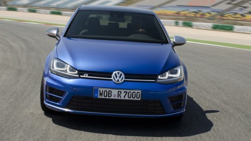 Nieuwe Volkswagen Golf R met 2.0 TSI 300 pk leverbaar vanaf 46.990 euro. Eind dit jaar bij de dealer!