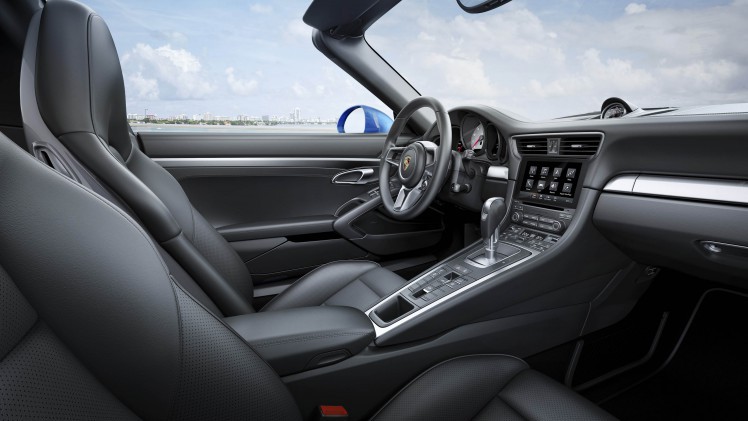 Porsche maakt de vernieuwde 911 Carrera 4 en Targa 4 modellen bekend. Beide varianten hebben vierwielaandrijving en komen ook als Carrera 4S en Targa 4 S op de markt met nog meer vermogen.