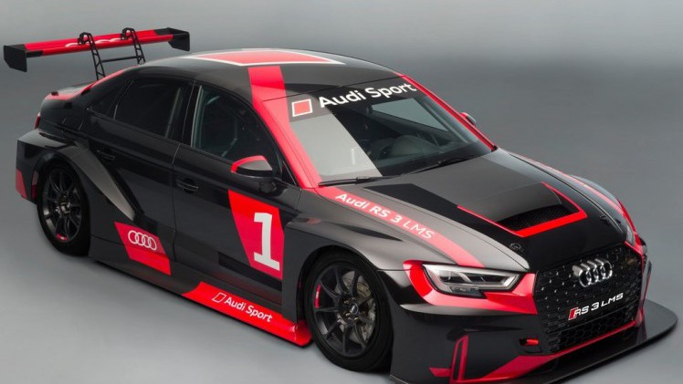 Met de facelift krijgt de Audi RS3 ook een Limousine-variant en die krijg op zijn beurt ook een nieuwe motor: die uit de TT RS. Dat betekent dat de auto nu 400 pk levert.