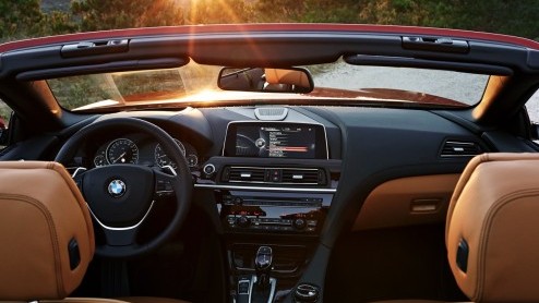 Facelift BMW 6 Serie 2015 en M6 Coup, Gran Coup en Cabriolet zorgt voor meer rijplezier met standaard sportuitlaat, shift lights en BMW M Laptimer.