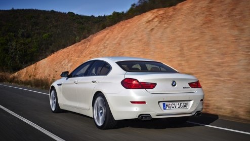 Facelift BMW 6 Serie 2015 en M6 Coup, Gran Coup en Cabriolet zorgt voor meer rijplezier met standaard sportuitlaat, shift lights en BMW M Laptimer.