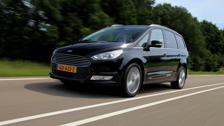 Autotest nieuwe Ford Galaxy, die wij in Nederland reden met de 2.0 TDCi Powershift AWD, maar ook leverbaar is met twee EcoBoost benzinemotoren.