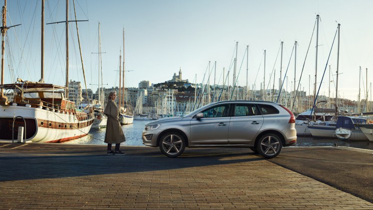 Prijzen en uitvoeringen Volvo XC60 modeljaar 2017. De populaire SUV is er wederom als Nordic+ en krijgt voortaan meer uitvoeringen met AWD. Nieuw zijn ook de Polestar Performance Parts.