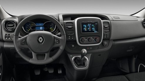 Renault opent de deuren van de nieuwe Trafic. Letterlijk en figuurlijk. De informatie die we eerder onder ogen kregen was nog vrij summier en er werd ons nog geen blik op het interieur gegund.
