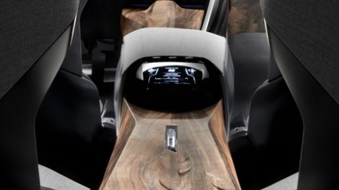 Zoals beloofd, komt Peugeot vandaag met meer informatie over de Exalt Concept die op de autoshow van Peking zal worden onthuld.