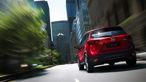 Vernieuwde Mazda CX-5 arriveert in maart 2015 in Nederland en vanaf januari weten we ook de prijzen.