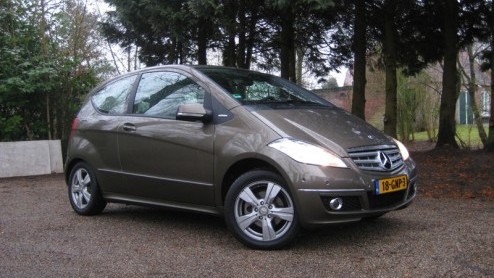 Stel, je bent op zoek naar een andere auto en je hebt maximaal 20.000 euro te besteden. Daar kun je toch iets heel behoorlijks van kopen. Maar, het moet wel een nieuwe auto zijn. Een Golfje, 207....of