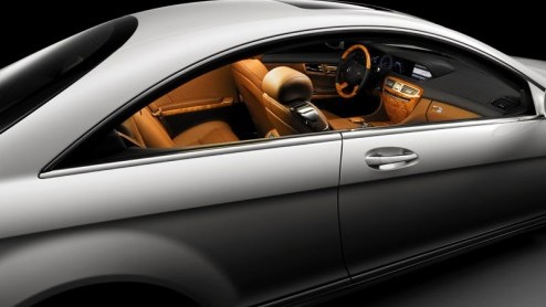 De fotos waren al uitgelekt en te zien hier op Autovandaag, vandaag presenteert Mercedes officieel de nieuwe CL. De coup is direct afgeleid van de S-Klasse.