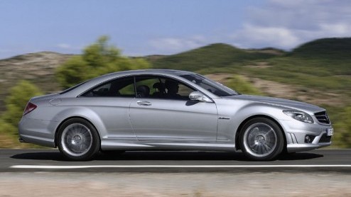 Op de A en de B-Klasse na is er van elk model van Mercedes een AMG versie. Het was dus wachten totdat Mercedes de AMG versie van de vernieuwde CL zou onthullen. Vandaag is dat gebeurd.