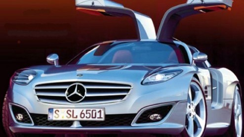 Op internet kwamen we een wel zeer interessante foto tegen van een Mercedes. Het kan wel eens zo zijn dat Mercedes een nostalgische auto terug gaat brengen op de markt.