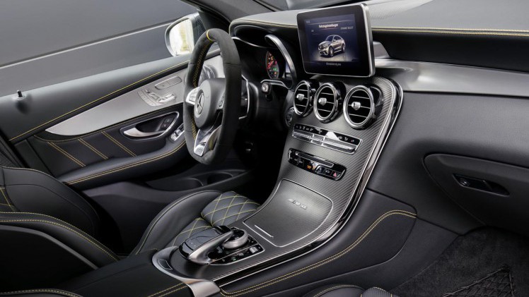 Met het bekend maken van de prijzen zijn de twee carrosserievarianten van de Mercedes AMG GLC 63 verkrijgbaar.