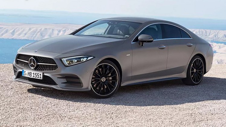 Mercedes toont morgen de nieuwe CLS in LA, maar de foto's zijn vroegtijdig uitgelekt.