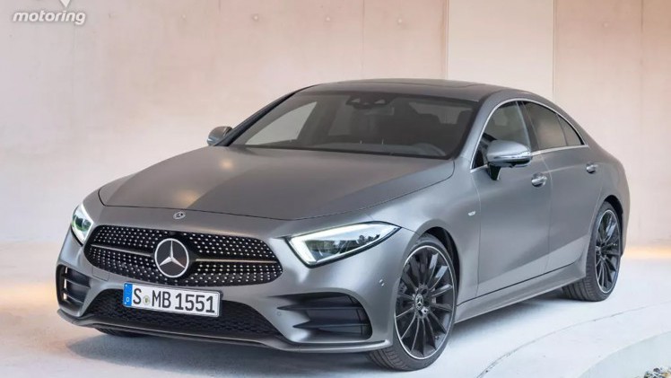 Mercedes toont morgen de nieuwe CLS in LA, maar de foto's zijn vroegtijdig uitgelekt.
