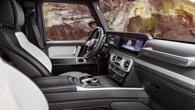 Mercedes lanceert begin januari de nieuwe G-klasse waarvan nu de interieurfoto's zijn vrijgegeven.