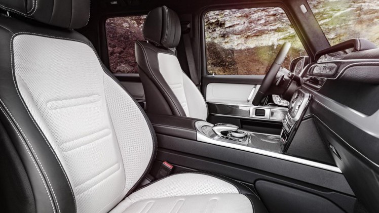 Mercedes lanceert begin januari de nieuwe G-klasse waarvan nu de interieurfoto's zijn vrijgegeven.