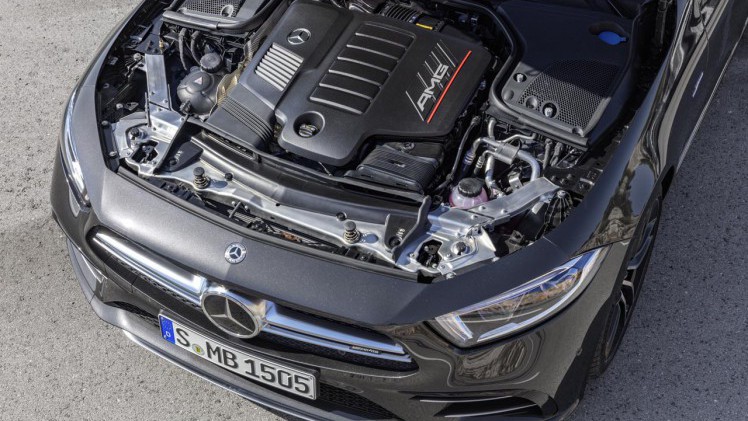 Mercedes lanceert een nieuwe 3 liter gelektrificeerde benzinemotor in de CLS en de coup en cabrio van de E-klasse.