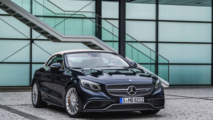 Mercedes-AMG S 65 Cabriolet biedt het summum van cabriolet rijden met prestige en vermogen. De S-Klasse Cabriolet levert met zijn V12 maar liefst 630 pk.