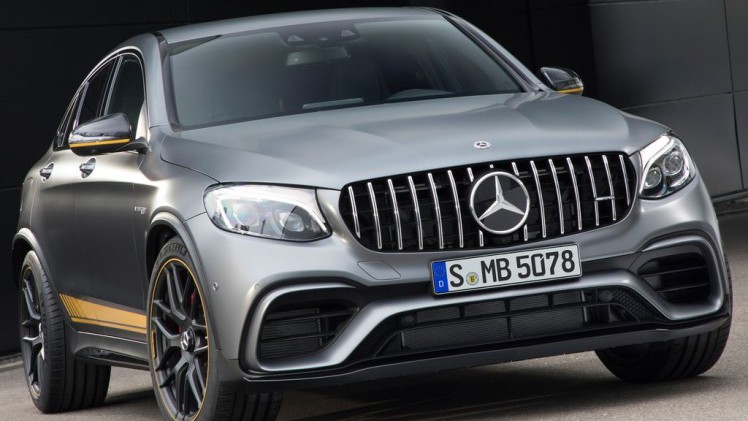 De Mercedes-Benz GLC en GLC Coup krijgen er een sportief broertje bij in de vorm van de AMG-versies van de autos. De SUVs bereiken in slechts 3,8 seconden de 100 km/h.