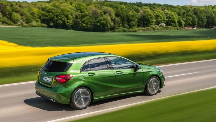 Mercedes-Benz A-Klasse facelift pakt voordelig en luxe uit, met dank aan nieuwe instapper A 160.
