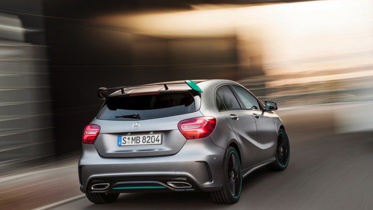 Mercedes-Benz A-Klasse facelift pakt voordelig en luxe uit, met dank aan nieuwe instapper A 160.