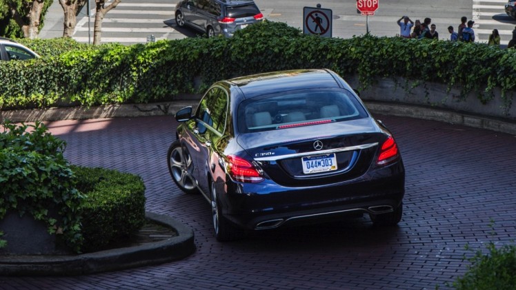 Autotest Mercedes-Benz C350e, de nieuwe plug-in hybride C-Klasse met 7% bijtelling. Een eerste indruk vanuit San Francisco.