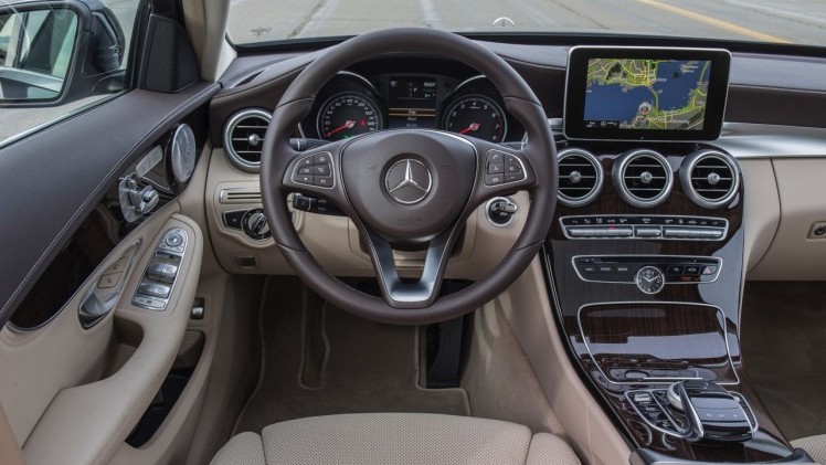 Autotest Mercedes-Benz C350e, de nieuwe plug-in hybride C-Klasse met 7% bijtelling. Een eerste indruk vanuit San Francisco.