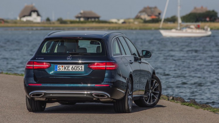 AutoVandaag deed een rijtest met de nieuwe Mercedes-Benz E-Klasse Estate in de uitvoering E220d.