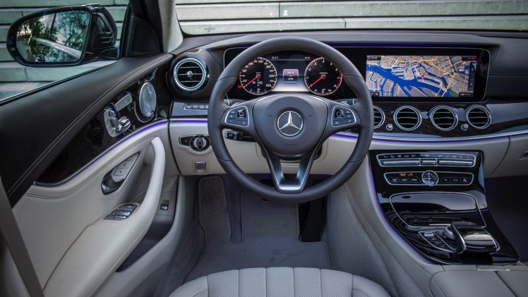 AutoVandaag deed een rijtest met de nieuwe Mercedes-Benz E-Klasse Estate in de uitvoering E220d.