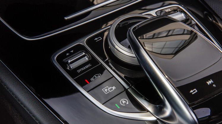 AutoVandaag deed een rijtest met de nieuwe Mercedes-Benz E-Klasse Estate in de uitvoering E220d.