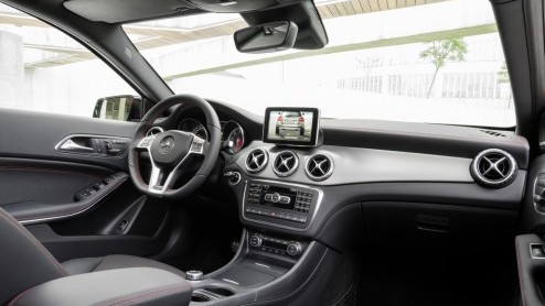 Nieuwe uitvoering Mercedes GLA 180 CDI met 20% bijtelling wordt leverbaar vanaf september 2014 en heeft al een richtprijs.