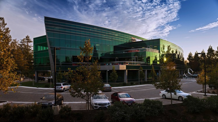 Mercedes-Benz Research in Silicon Valley viert 20-jarig jubileum. Als eerste automerk opende Mercedes daar een ontwikkelingscentrum.