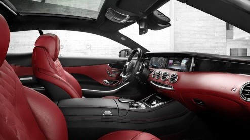 Autotest Mercedes-Benz S 500 4MATIC Coup, de nieuwe S-Klasse Coup met het unieke tilt-systeem.