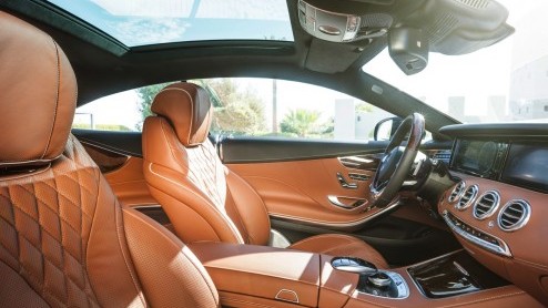 Autotest Mercedes-Benz S 500 4MATIC Coup, de nieuwe S-Klasse Coup met het unieke tilt-systeem.