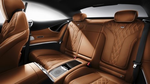 Autotest Mercedes-Benz S 500 4MATIC Coup, de nieuwe S-Klasse Coup met het unieke tilt-systeem.