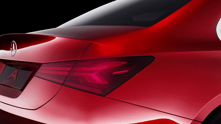 Op de Shanghai Motor Show heeft Mercedes-Benz de Concept A Sedan. De conceptcar toont ons een voorproefje van de volgende generatie compacte modellen, maar ook een nieuwe carrosserievariant.