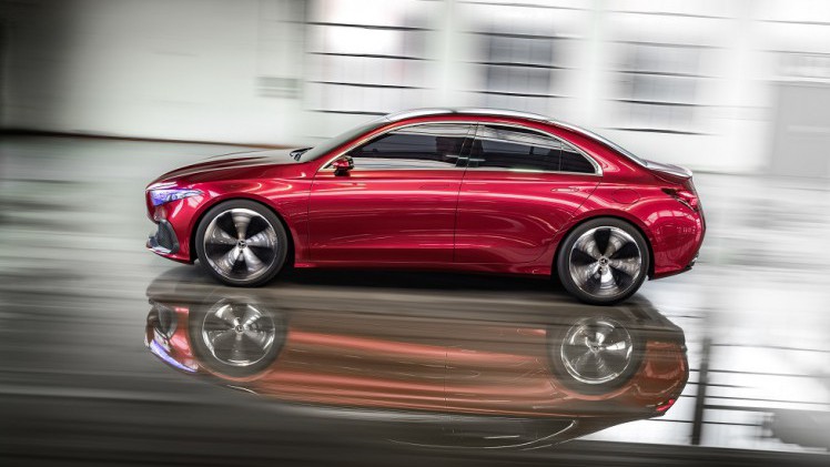 Op de Shanghai Motor Show heeft Mercedes-Benz de Concept A Sedan. De conceptcar toont ons een voorproefje van de volgende generatie compacte modellen, maar ook een nieuwe carrosserievariant.