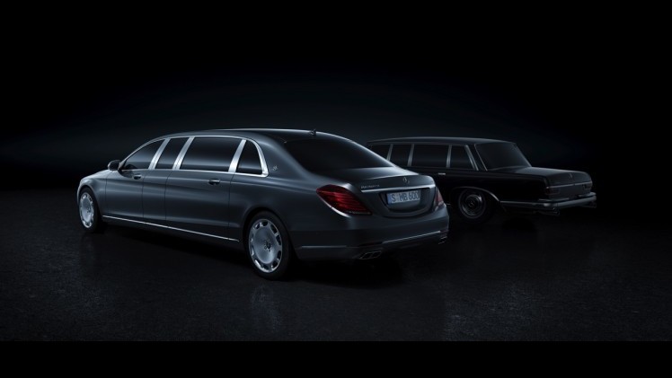 Mercedes-Maybach introduceert de Pullman S-Klasse met een lengte van 6.50 meter en vier riante zitplaatsen. Levering eerste kwartaal 2016, allen met V12 benzinemotor.