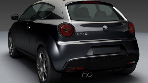 Om het 46 jarig bestaan van Registro Italiano Alfa Romeo club te vieren worden er zesenveertig exemplaren van de MiTo RIAR op de wereld gebracht. Hij is er alleen in het zwart en is nog potenter uitge